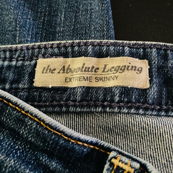 AG Adriano Goldschmied Women's Absolute Legging Extreme Skinny Jean - Picture 8 of 8